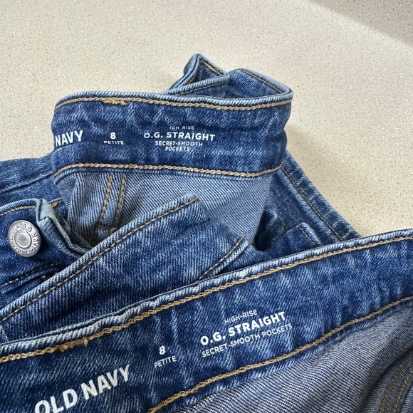 Women's Jeans Old Navy Size 8 Petite Lot of 2 Included - Picture 4 of 6